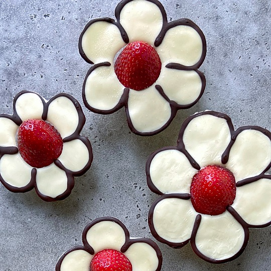 Image of Strawberry Flower Toppers