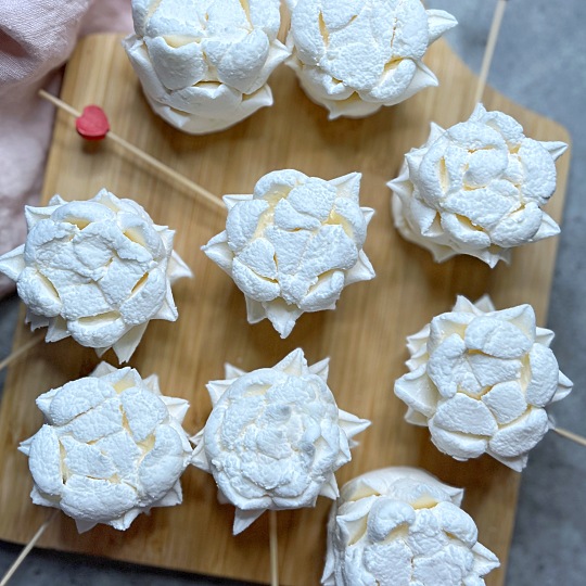 Image of Marshmallow Roses