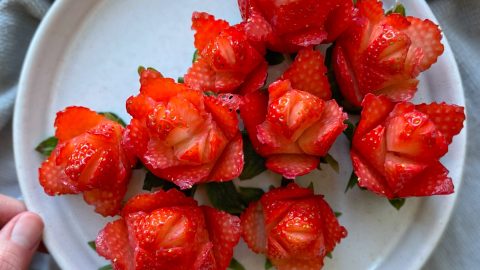 strawberry-roses-480x270.jpg